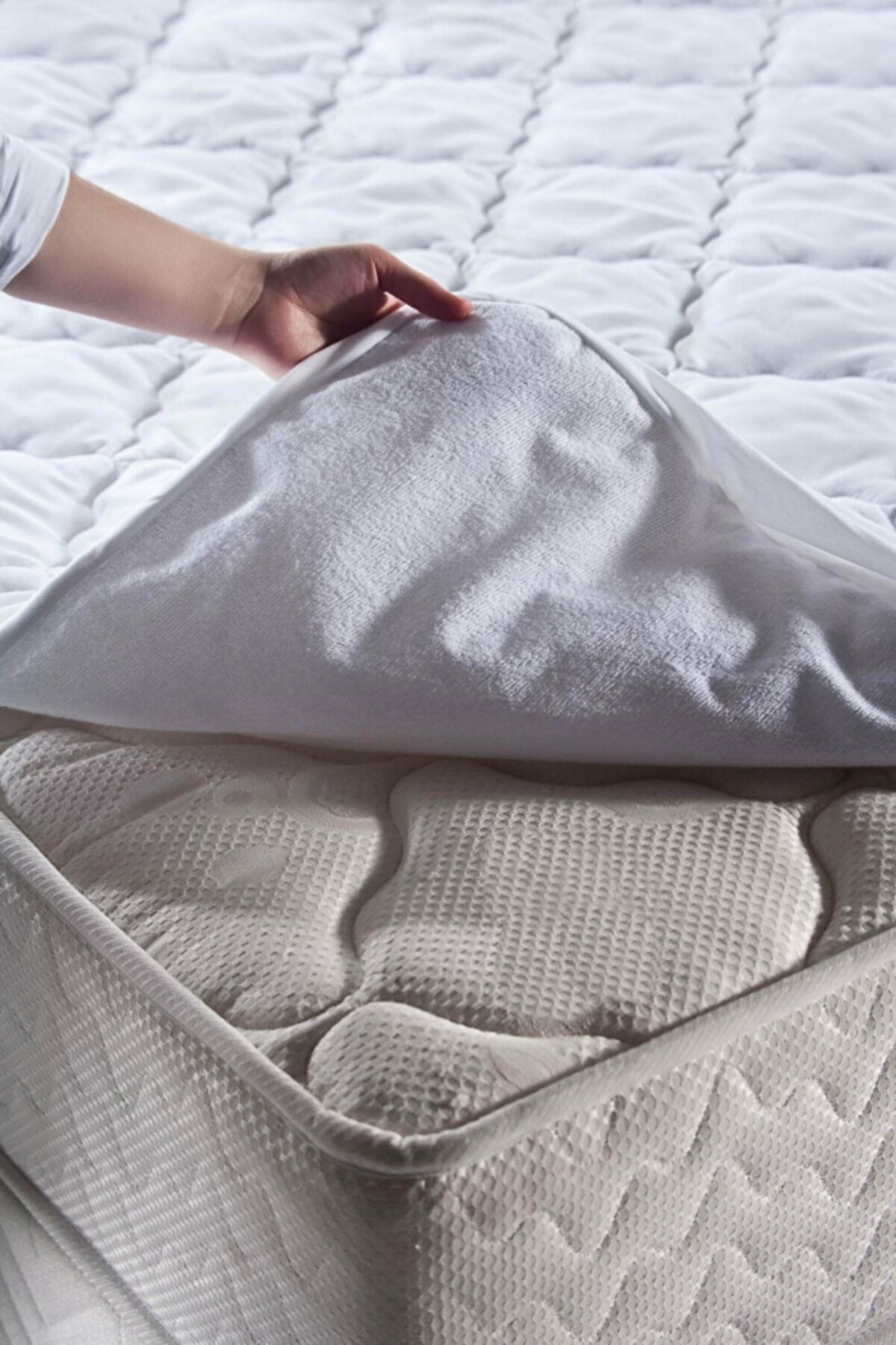 Comfyline Sıvı Geçirmez Fitted Alez Beyaz - 160 x 200 cm